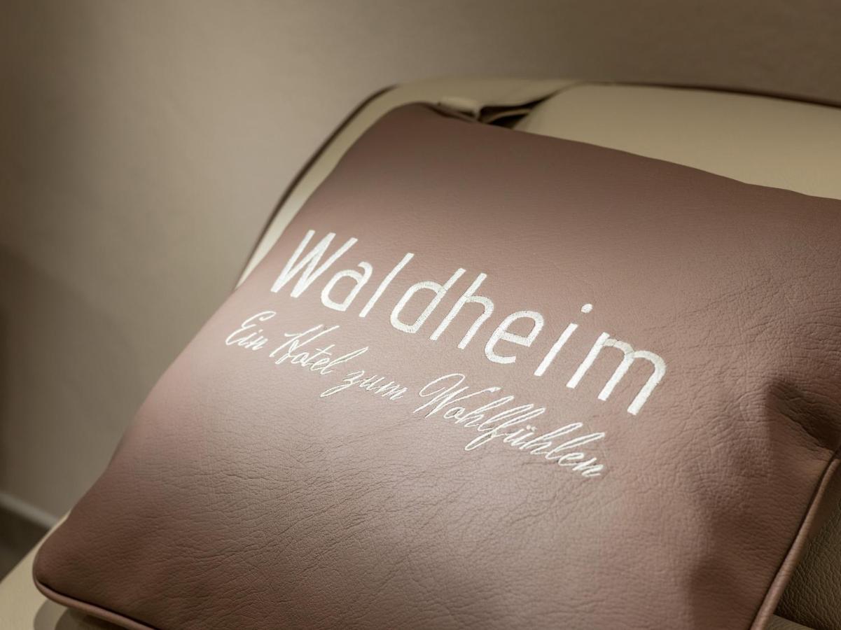 Hotel Waldheim Garni مايرهوفن المظهر الخارجي الصورة