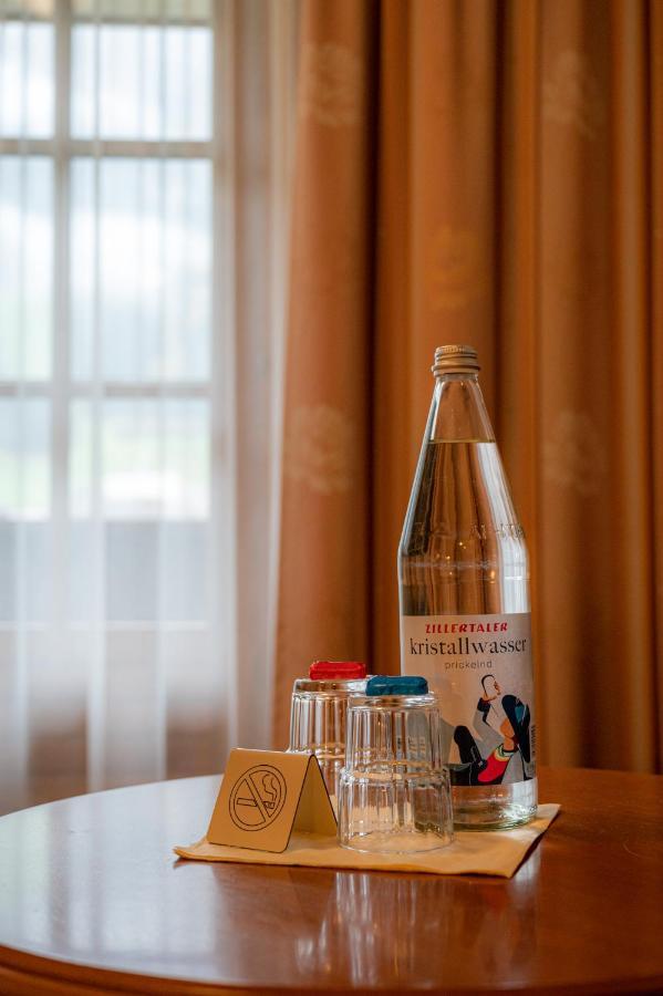 Hotel Waldheim Garni مايرهوفن المظهر الخارجي الصورة